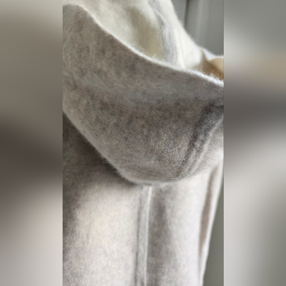 Tahari Cashmere Cream and Gray Open Front Cardigan Sz. Small - Picture 5 of 11